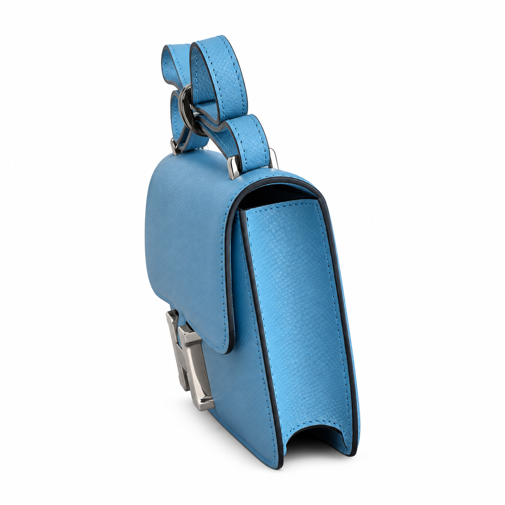 Hermès 26cm Crossbody Bag – Weekend Luxury Leather Leisure